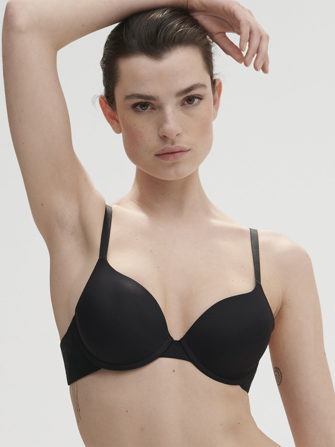 Buy Alies Every Day Non Padded C Cup Bra with Side Shaper Round