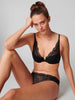 Exotica Triangle Contour - Black