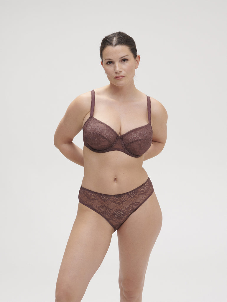squared-neckline-full-cup-bra-byzantine-embleme-13