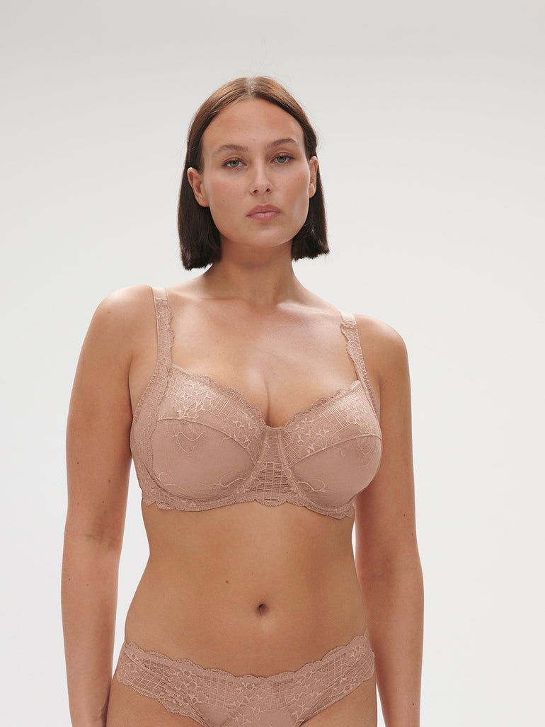 Squared neckline full cup bra - Nude