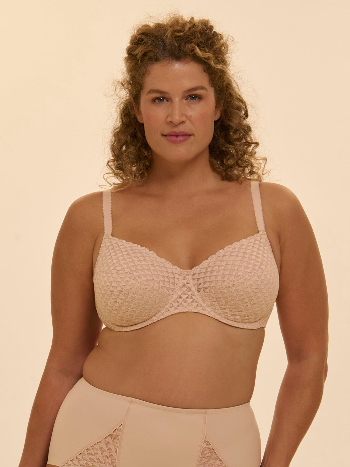 Full cup support bra - Peau rosée