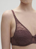 squared-neckline-spacer-bra-byzantine-embleme-10