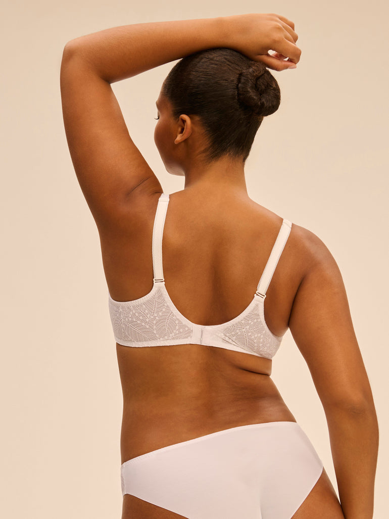 Plunging moulded underwired bra - White