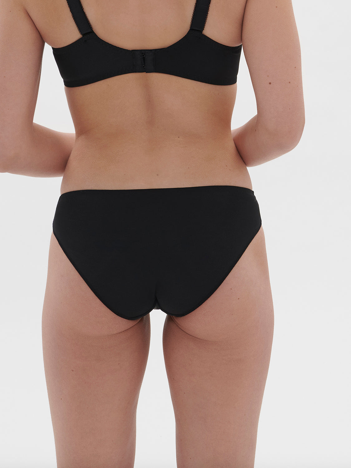 Brief - Gem Black– Simone Pérèle UK