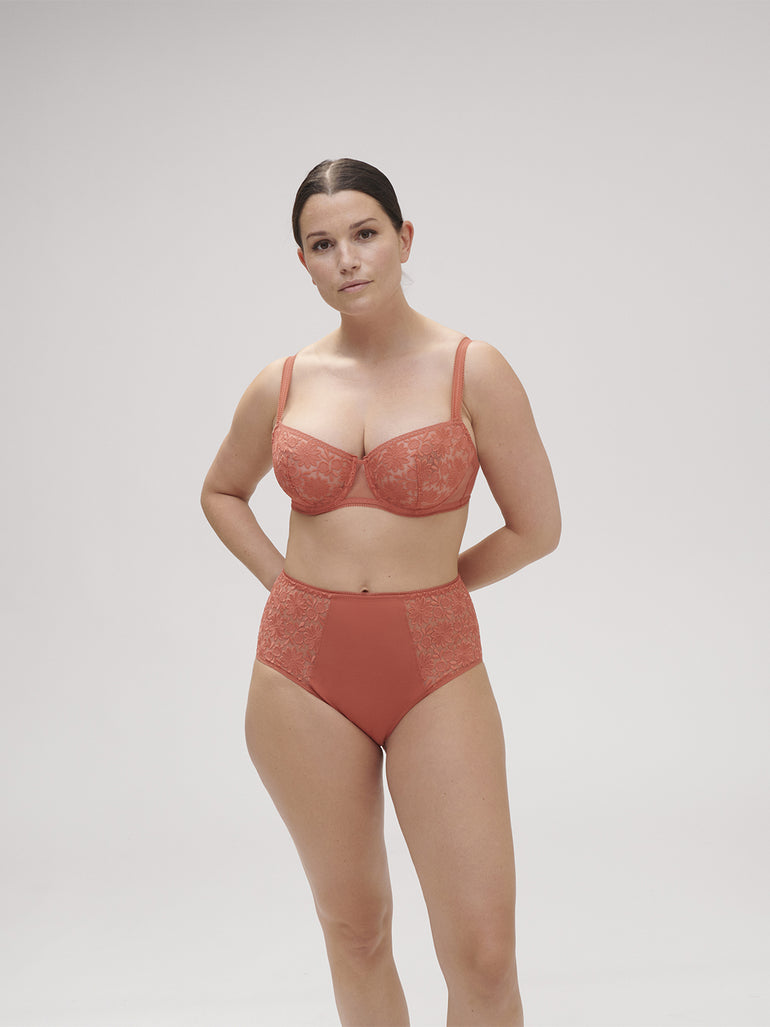 Amazone Sheer Demi - Texas Pink