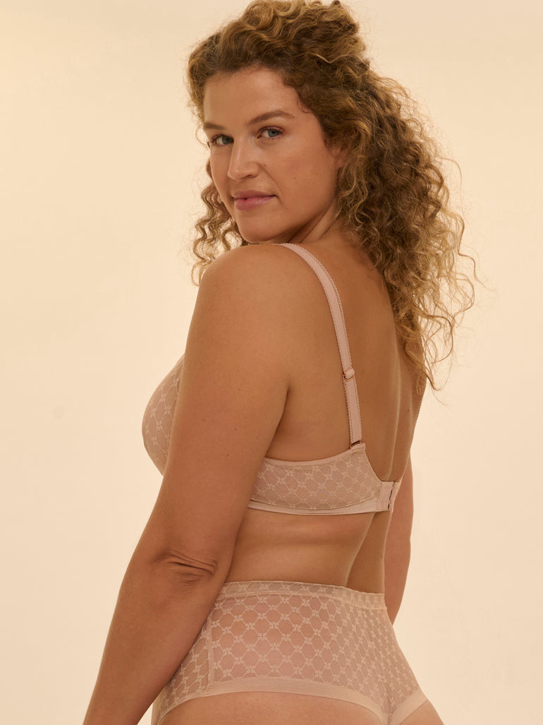 Plunging moulded underwired bra - Peau rosée